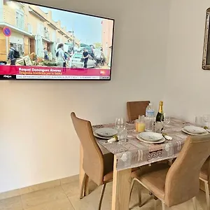Centrico Seaside Apartamento